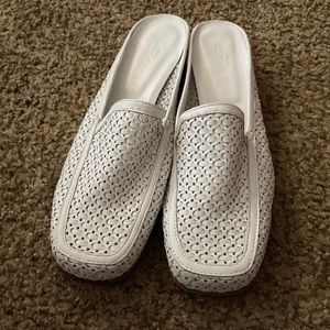 Sesto Muecci Made in Italy 🇮🇹 womens 10N